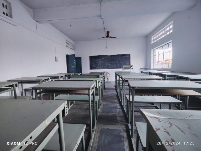 Adv. M. Z. Siddiqui Law College, Nanded (4)